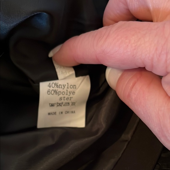 Rosedress Black Feather Trim Sleeveless Top- Size Large - Picture 5 of 5